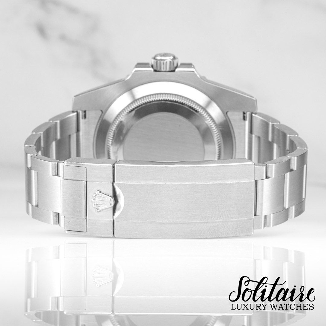 LIKE NEW Rolex Submariner 116610LN