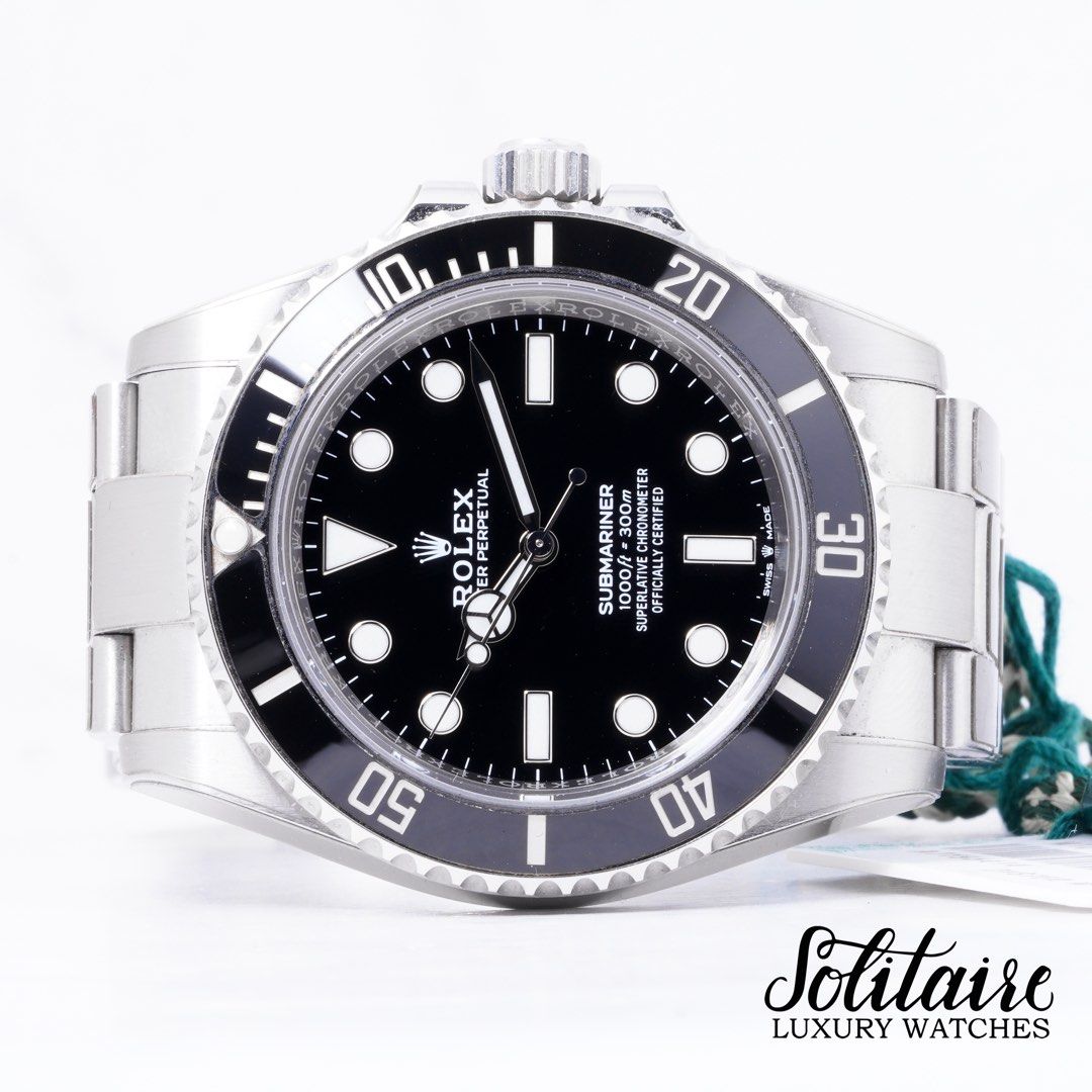 LIKE NEW Rolex Submariner No Date 124060